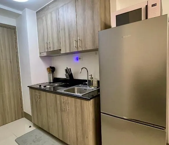 Apartment Ej Homes - Fame Residences Manila